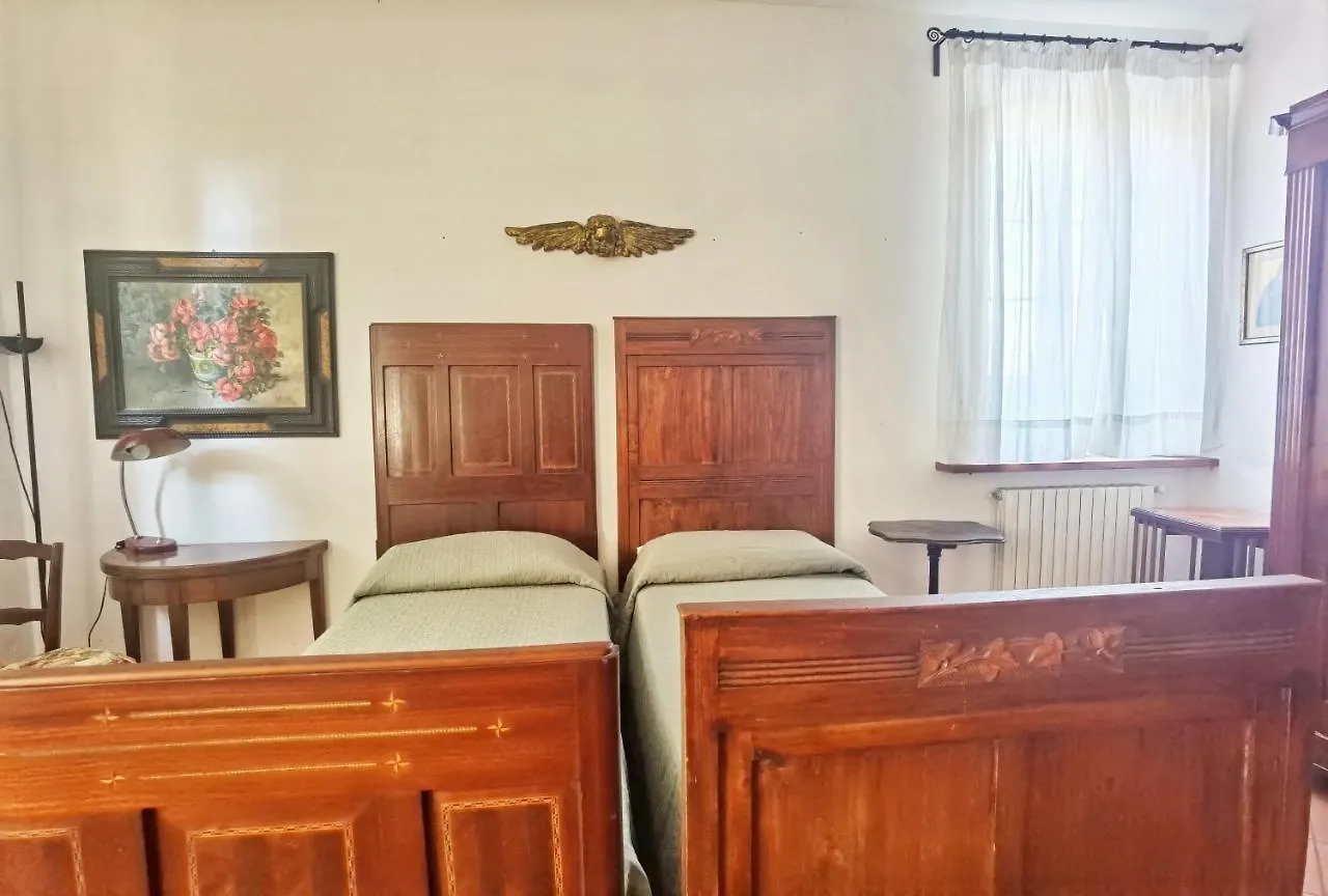 Bed & Breakfast B&B Due Fiumi 1908 Travaco Siccomario Italy